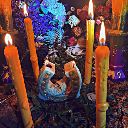 Gambling, rituals tobring unexpectedwealth+US dollars